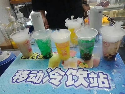 网红移动饮品站 灵活经营的新选择